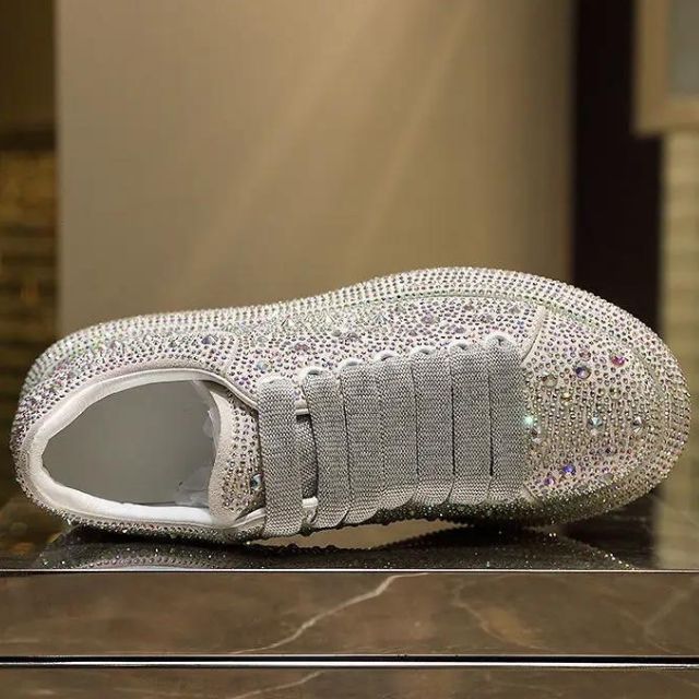 Drune | Luxus Sportschuhe mit Kristallen