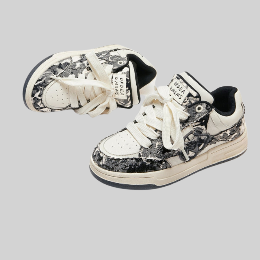 Drune Sneakers - Casual - Retro Kreuz Graffiti
