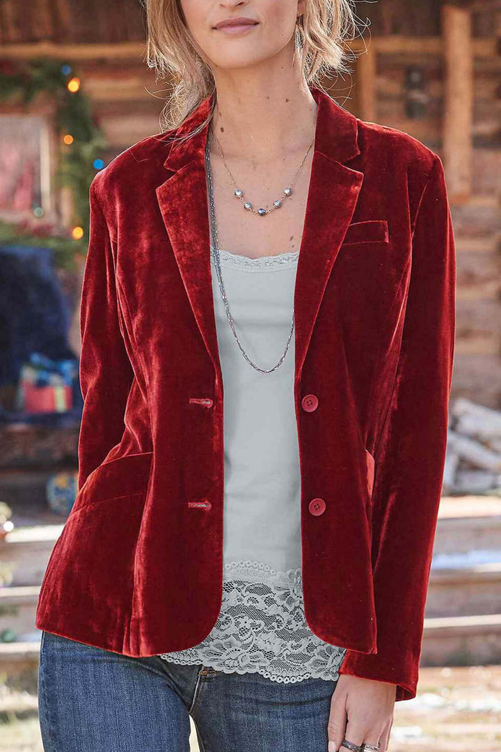 Drune | geschnittener Crop - Blazer aus Samt - Rubinrot