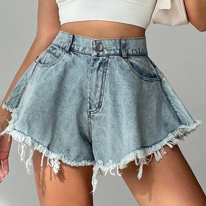 Drune | Jeansshorts mit Distressed-Saum für Damen