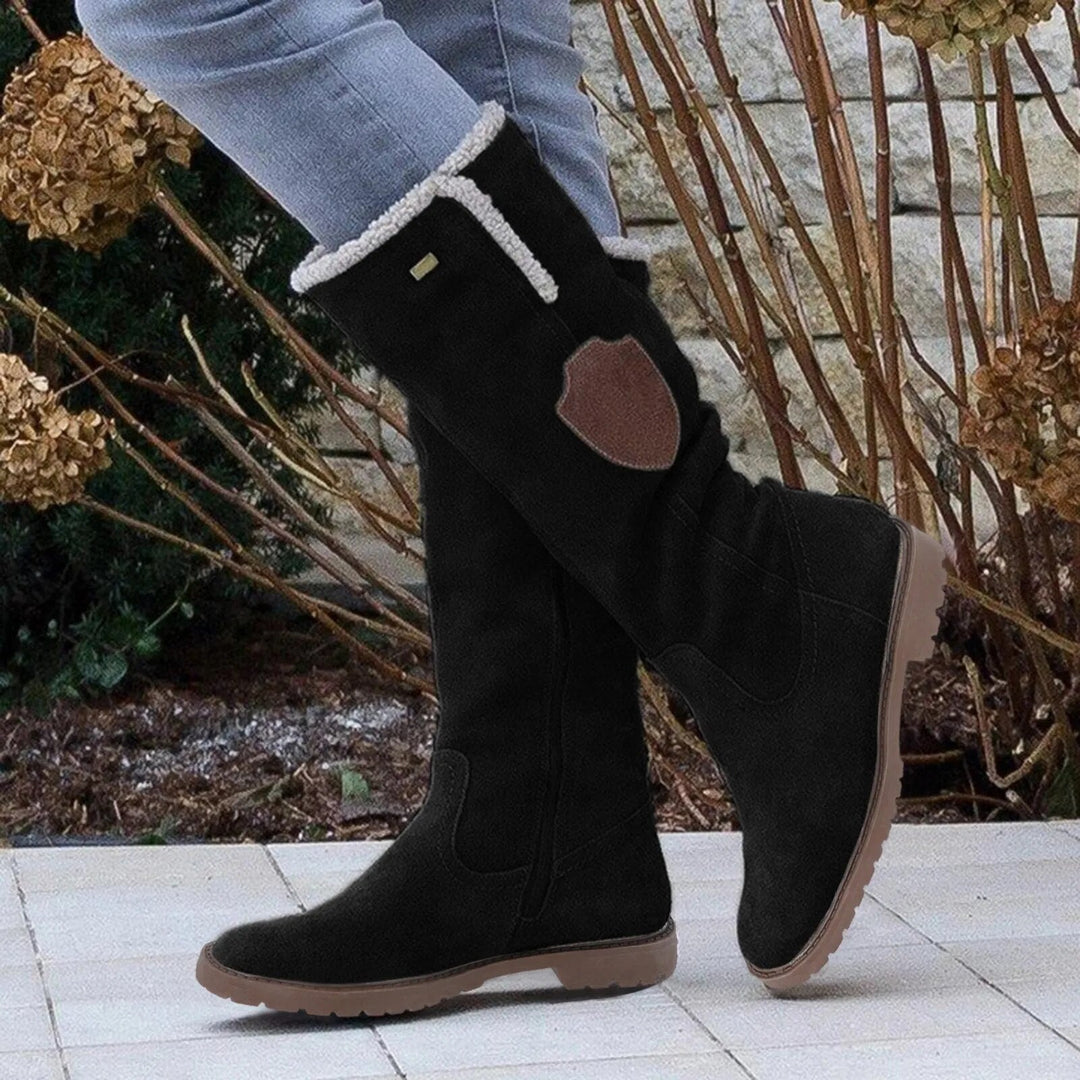 Drune | Knöchelhohe Stiefel - Wildlederähnliches Obermaterial - Kunstfellfutter - Profilsohle - Seitenreißverschluss