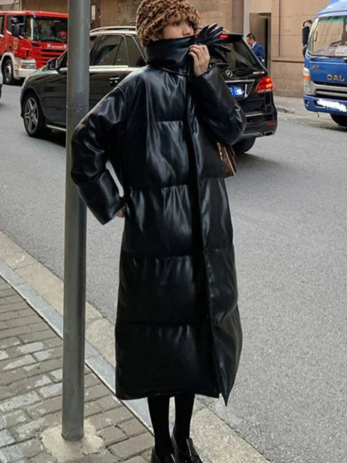 Drune | Lange Leder-Pufferjacke mit Gürtel