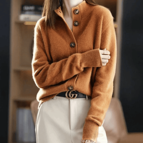 Drune | Damen Cardigan mit Stehkragen und modernen Knöpfen