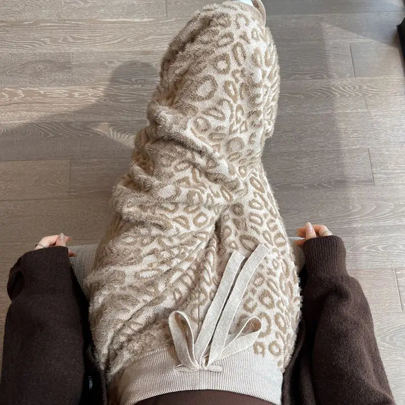 Drune | Weite Bein Hosen für Damen mit Leopardenmuster