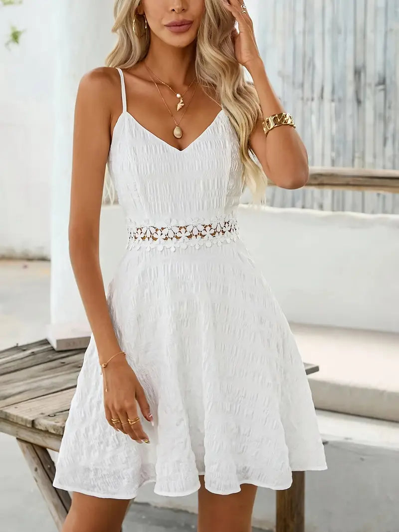 Drune | Elegantes Kleid Ohne Ärmel mit Spitze, Eng Anliegender Schnitt, A-Linie und Atmungsaktivität für Strand und Fest.