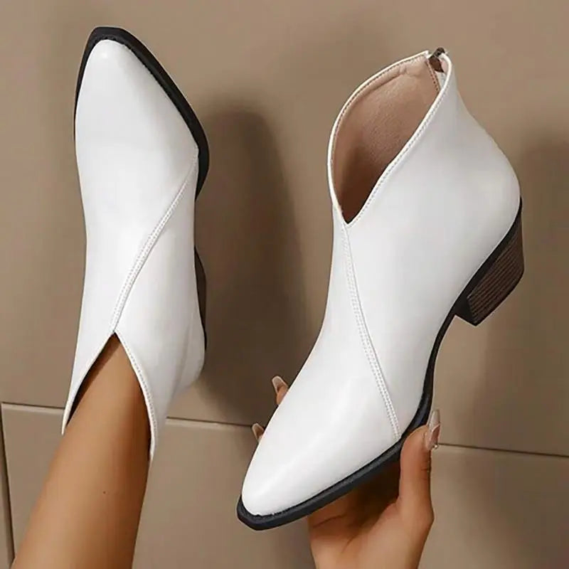 Damen Leder Stiefeletten mit Spitzer Spitze & Plateauabsatz | Drune