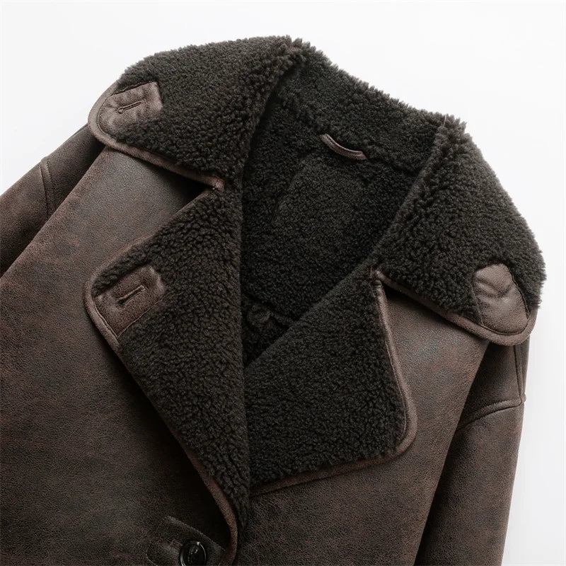 Drune | Stilvolle Jacke mit Kunstleder und Fleece Details