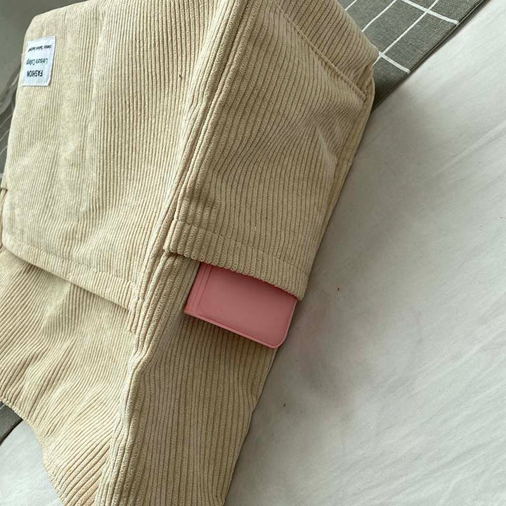 Drune | Weite Corduroy Schultertasche