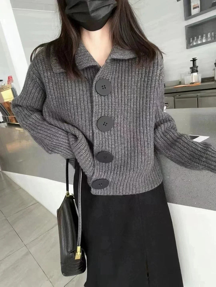 Drune | Damenpullover mit Knopfkragen