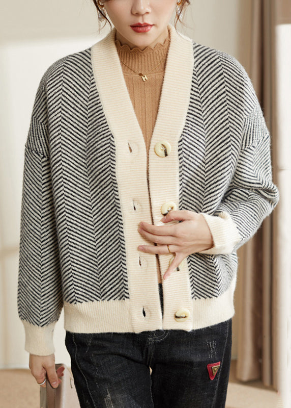 Drune | Gestreifte V-Ausschnitt Knopf-Patchwork-Strickmäntel
