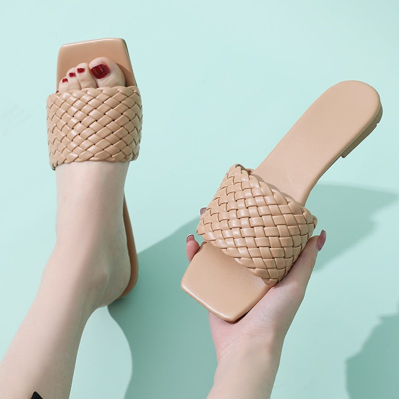 Drune | Too Far To Care Sandalen