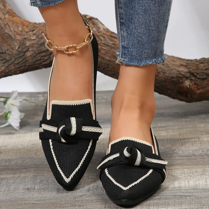 Drune | Schicke Flache Schuhe mit Spitze und Schleifendetail