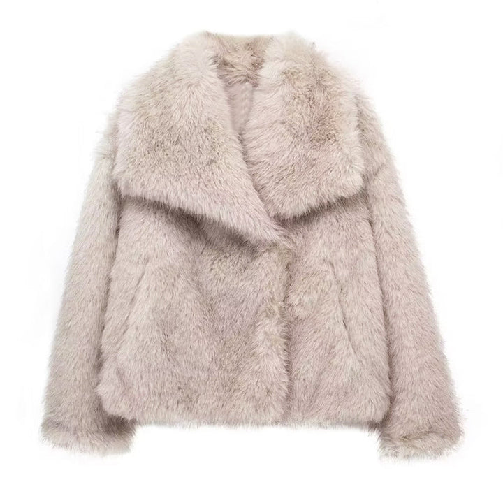 Drune | Kurz geschnittene Faux-Fur-Jacke mit übergroßem Kragen