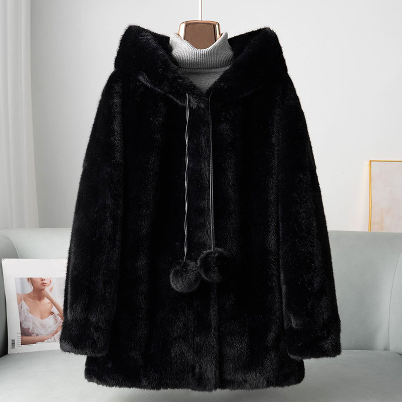 Drune | Faux-Fur-Hoodie mit Pom-Details