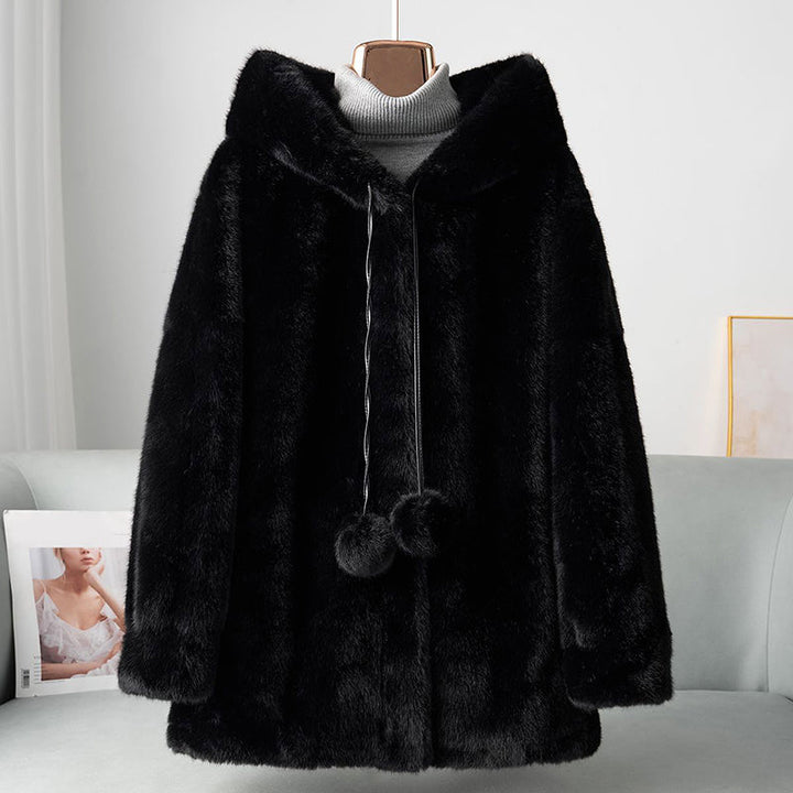 Drune | Faux-Fur-Hoodie mit Pom-Details