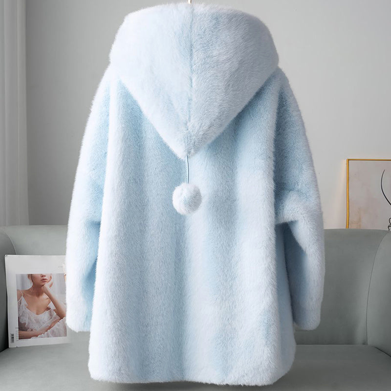 Drune | Faux-Fur-Hoodie mit Pom-Details