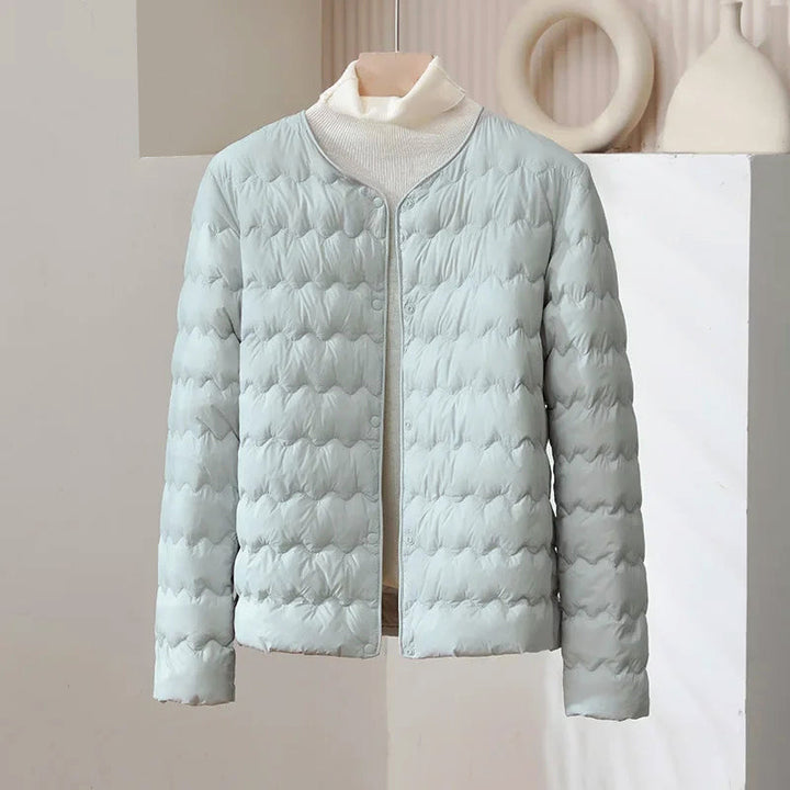 Drune | Dünne Daunenjacke mit verstellbarem Ausschnitt und Druckknöpfen