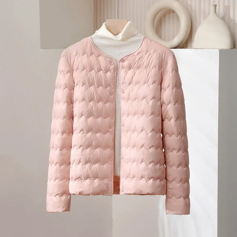Drune | Dünne Daunenjacke mit verstellbarem Ausschnitt und Druckknöpfen