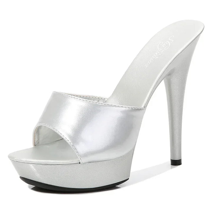 Drune | Lackleder High Heel Sandalen