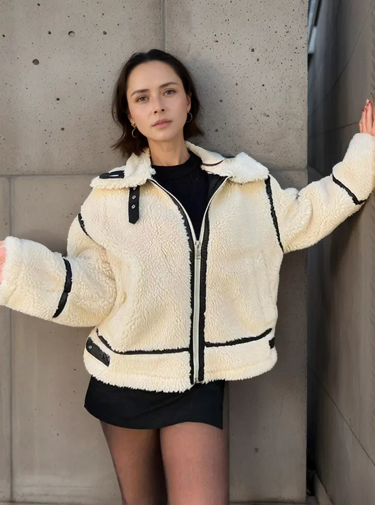 Drune | Lässige Jacke mit Pelzkragen und Farbblockierung