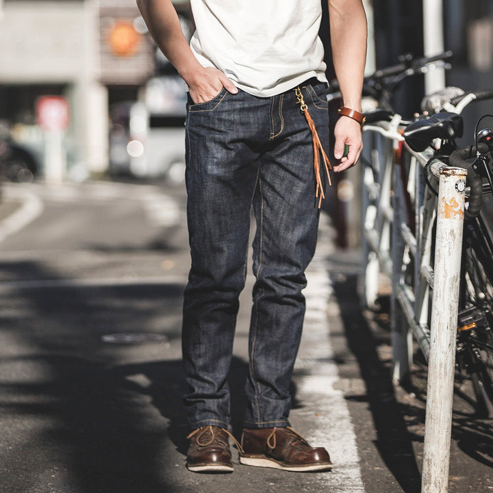 Drune | Raw Selvage Denim Jeans Mit Graffiti Und Ponyhaar Patch Für Männer