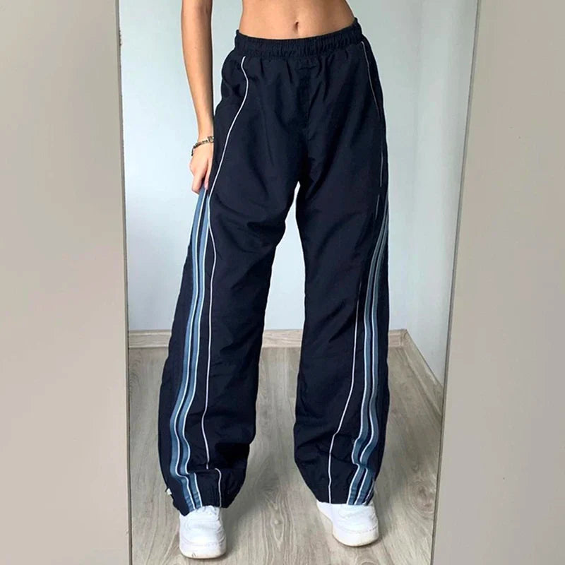 Drune | Sportliche Trainingshose mit Streifen