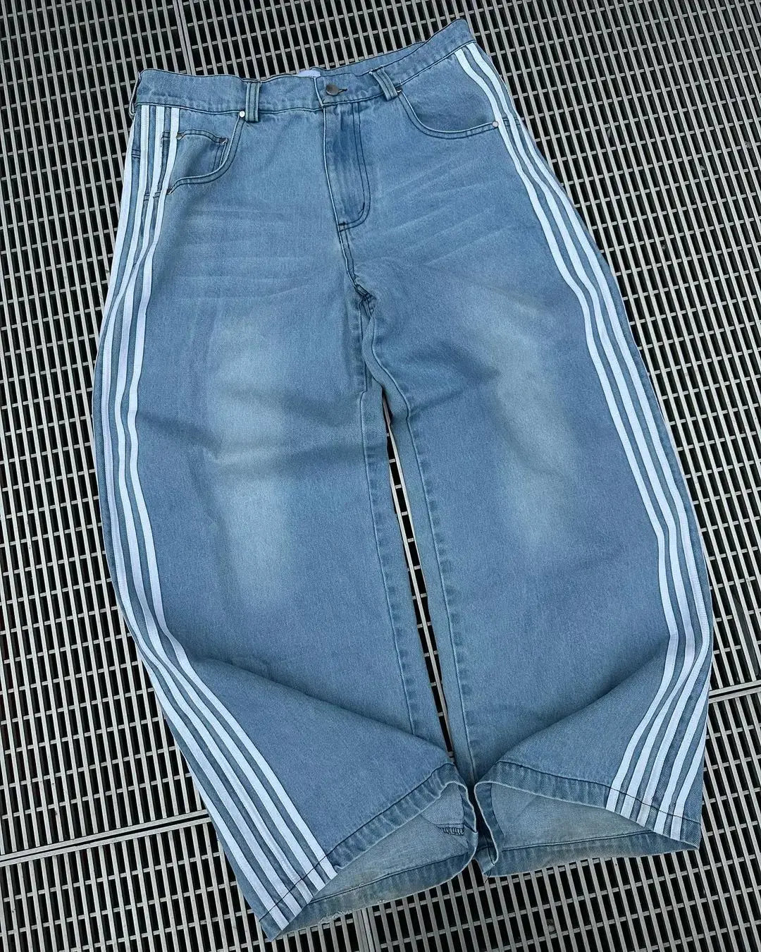 Drune - Baggy-Jeans mit hoher Taille