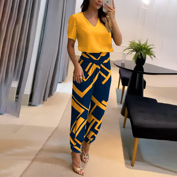 Drune | Stilvoller Bedruckter Jumpsuit Mit V-ausschnitt Für Damen