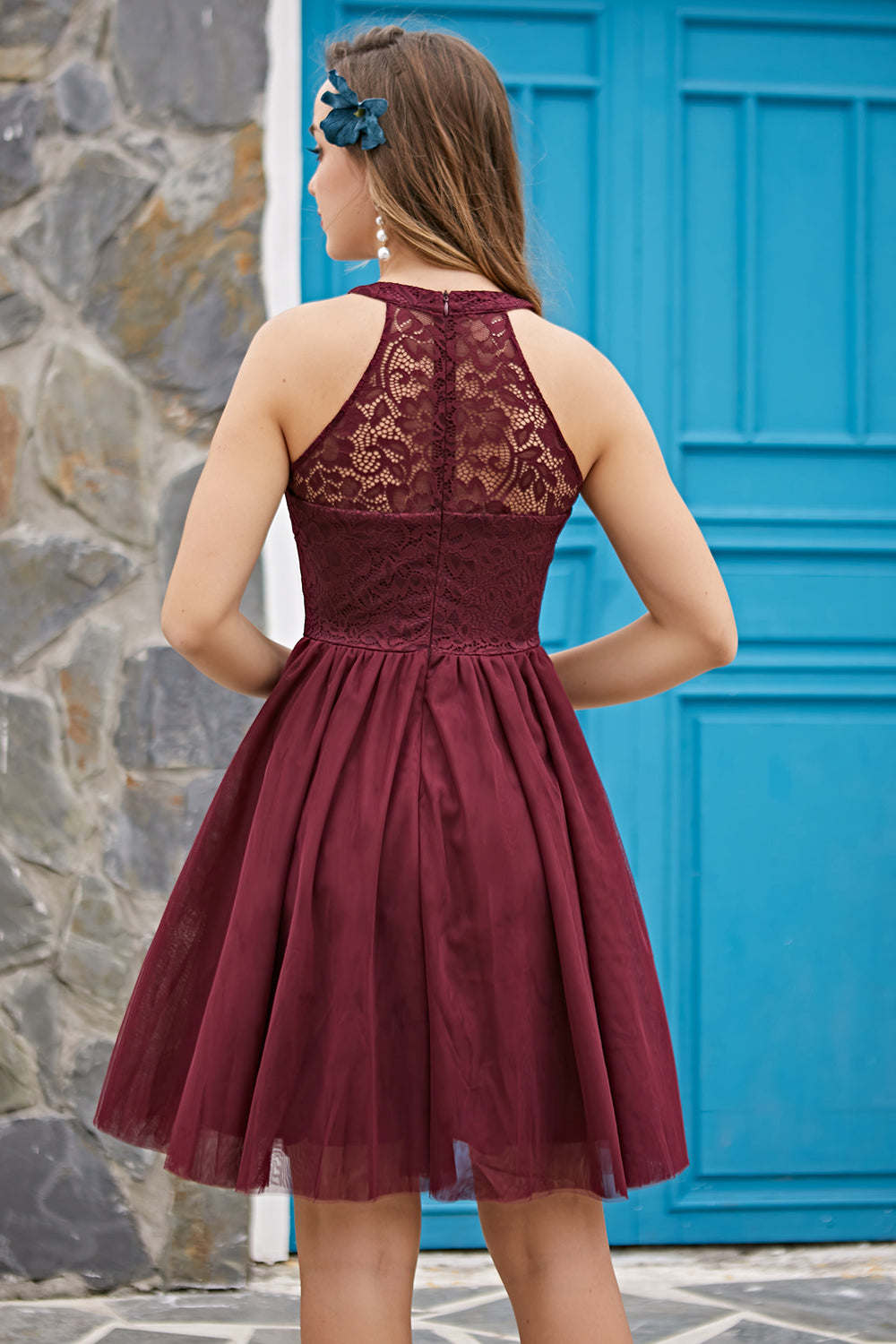Drune | Burgundy Neckholder Konfirmationskleid
