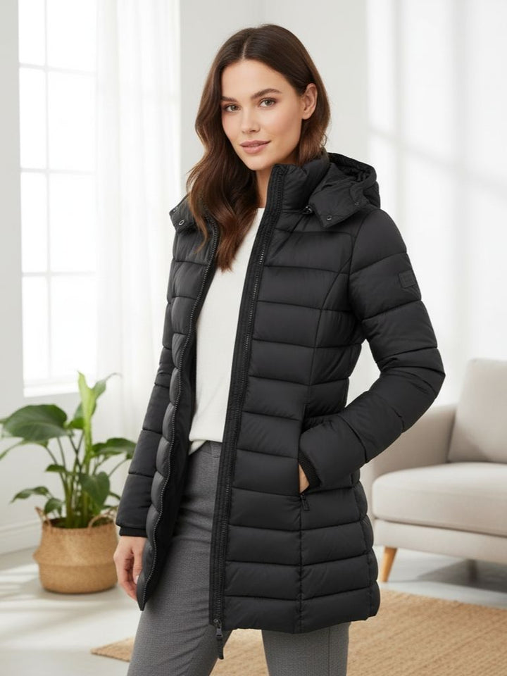 Drune | Damen Steppjacke mit Kapuze, elegant und bequem