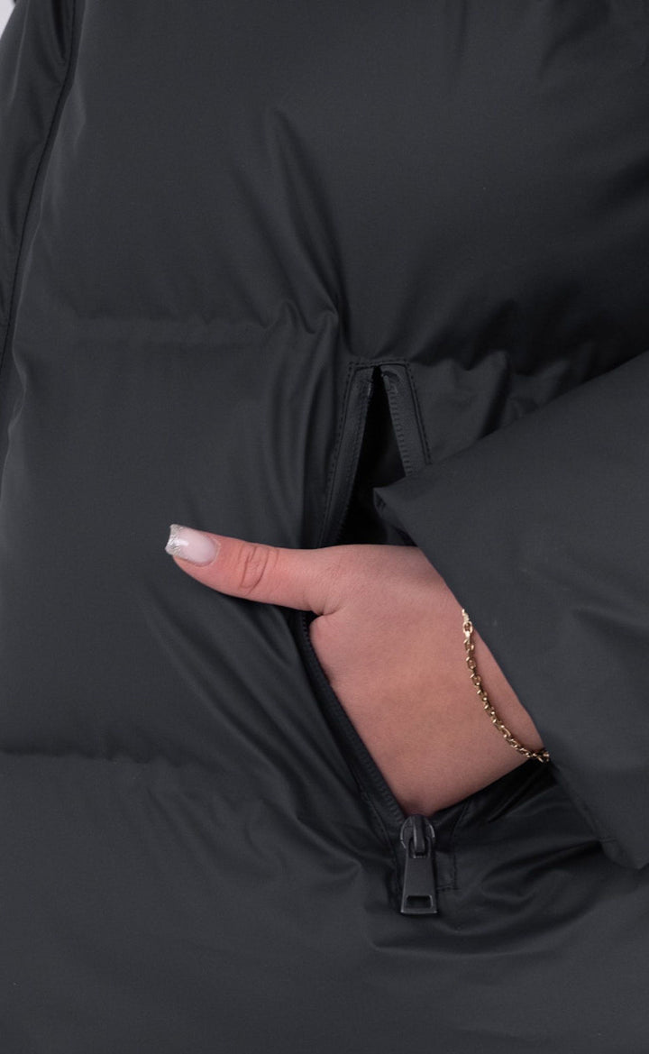 Drune | Zeitlose schwarze Daunenjacke mit Kapuze