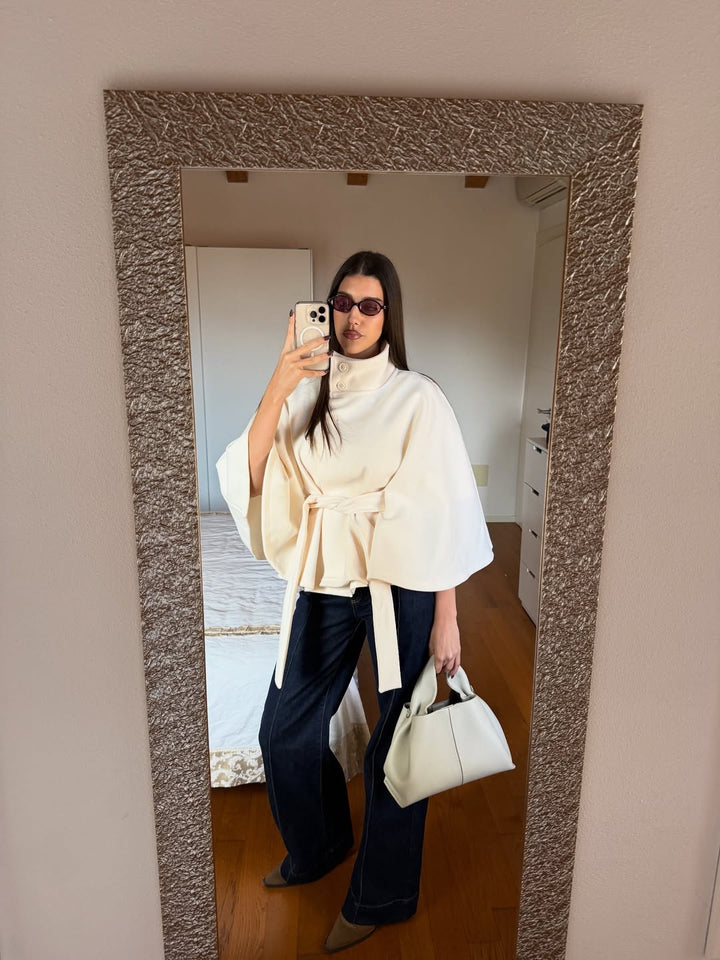 Drune | Elegante Cape-Jacke mit hohem Kragen