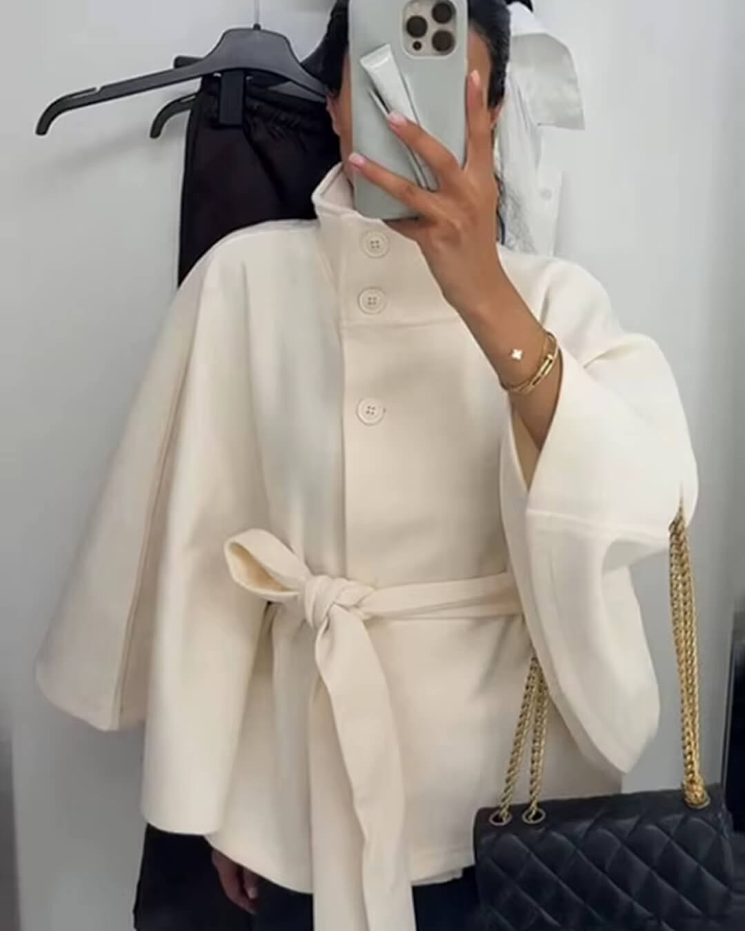 Drune | Elegante Cape-Jacke mit hohem Kragen