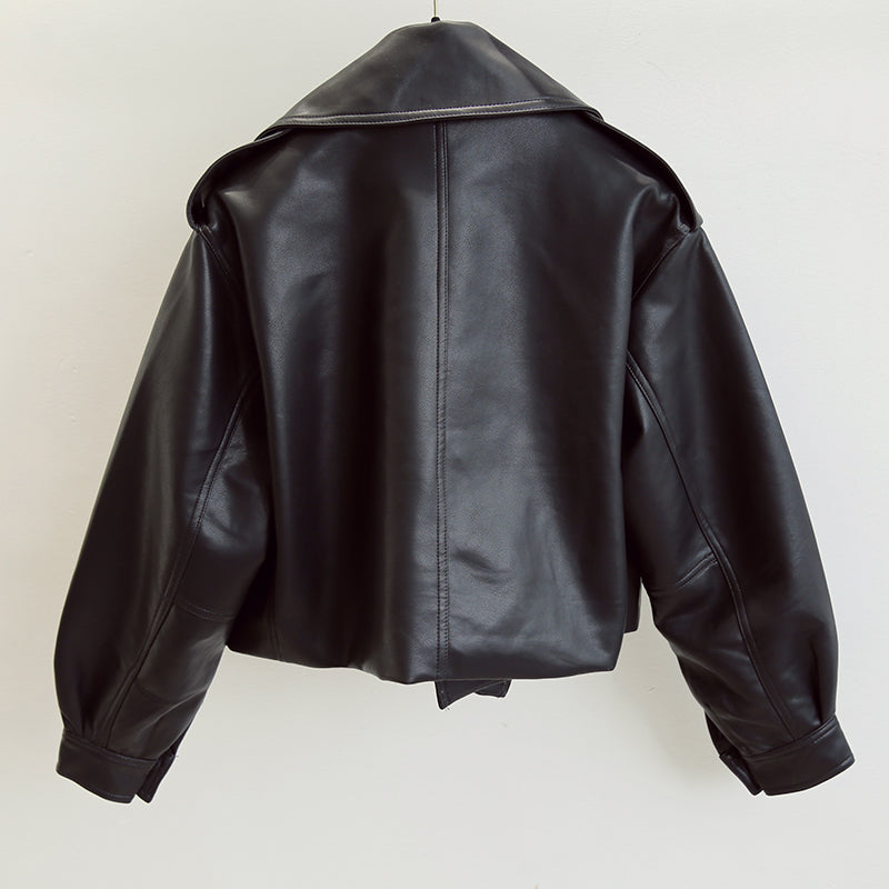 Drune | Kurze Damenjacke Eine lässige Lederjacke für Damen