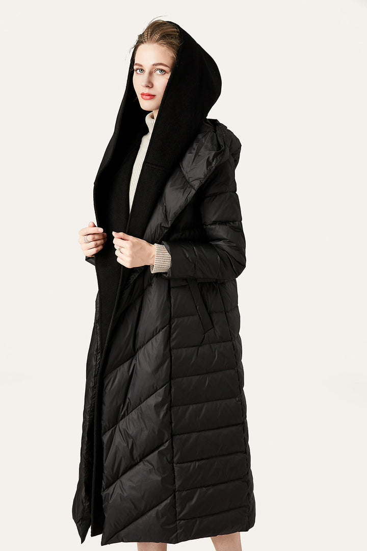 Drune | Damen Lange Wattierte Pufferjacke mit Knöpfen und Kapuze Aus Faux-Fur