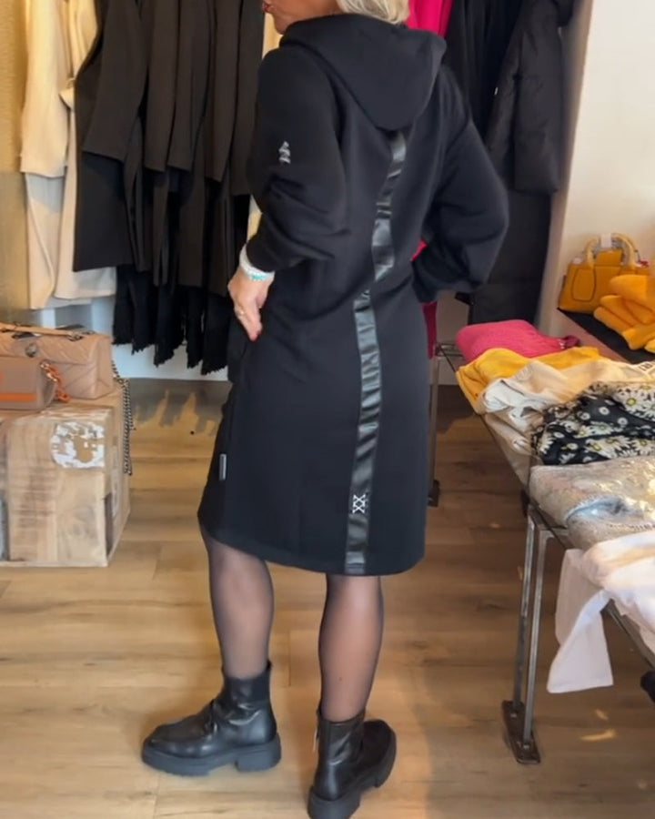 Drune | Kleid mit Kapuze und Taschen