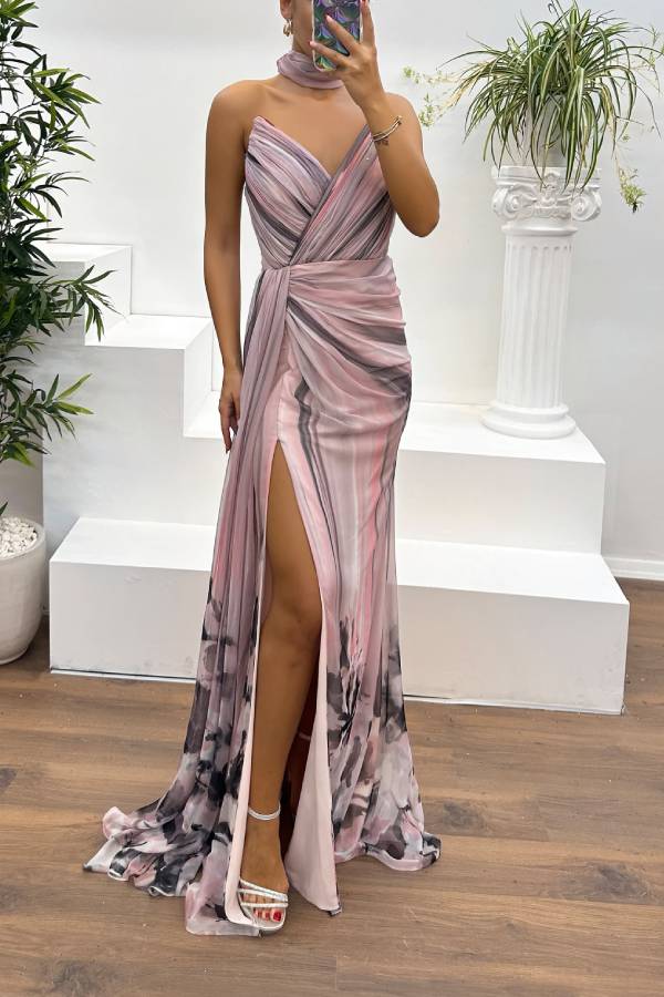 Drune | In A Dreamland Chiffon Floral Print Off Shoulder Pleated Scarf Slit Maxi Kleid