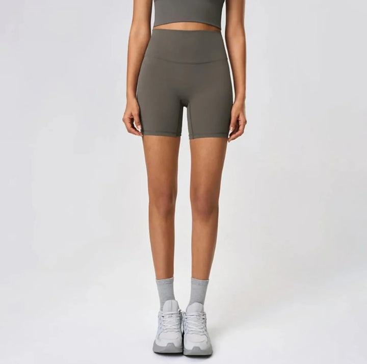 Drune | Eis Seide Yoga-Shorts für Frauen