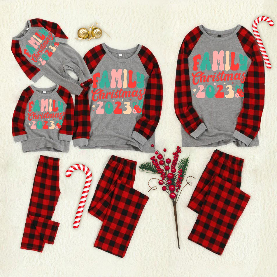 Drune | Weihnachts-Kartoon-Katzenmuster "Meowy Christmas" Buchstabenprint Kontrastoberteil und Karopants Familienpassende Pyjama-Set mit Hundebandana