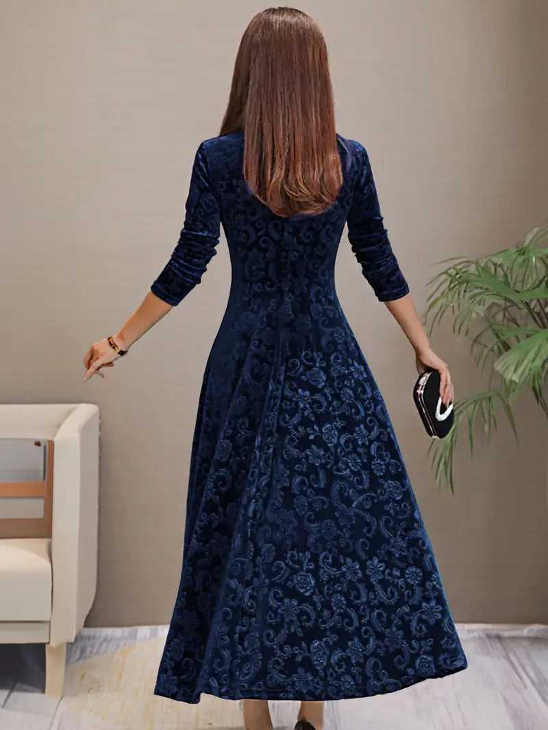 Drune | Maxikleid mit Breitem Saum und Falten