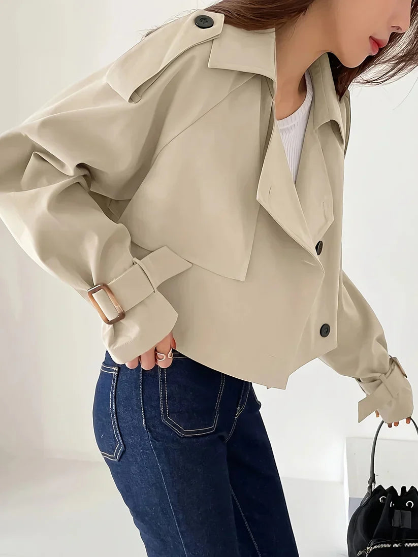 Drune | Trenchcoat mit Knopfdekor für Damen - Perfekt für jeden Anlass