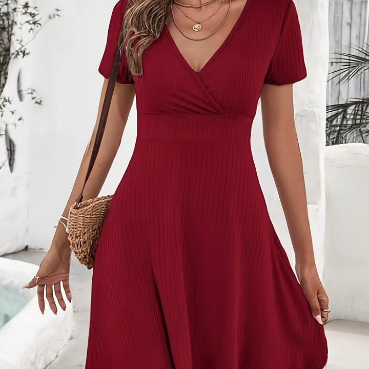 Drune | Sommerkleid für Damen mit V-Ausschnitt Elegant Tailliert Kurzärmelig