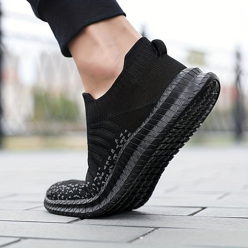Drune | Atmungsaktive Slip-On-Sneaker mit Strick-Obermaterial