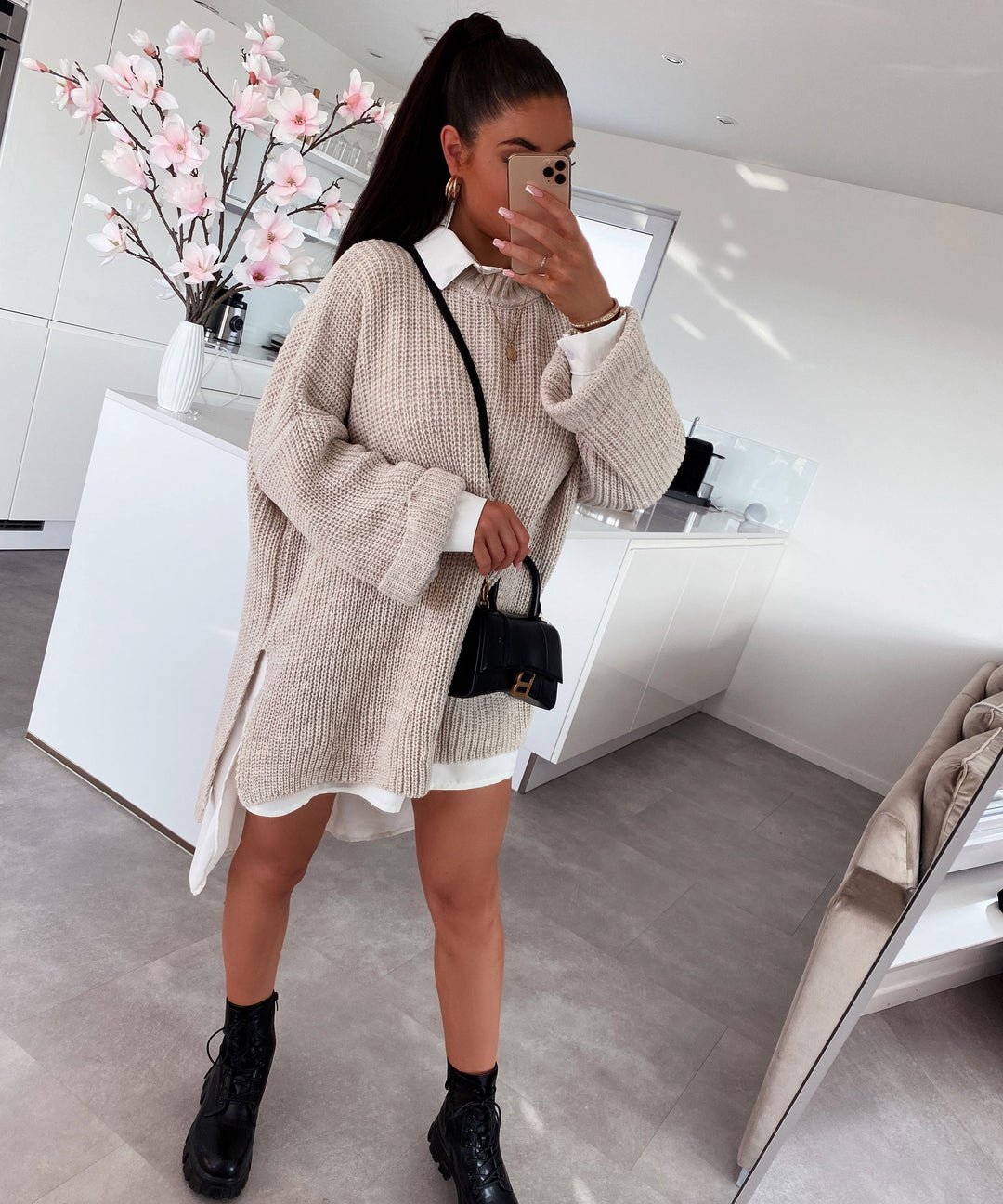 Drune | Cozy oversized knit sweater in soft beige