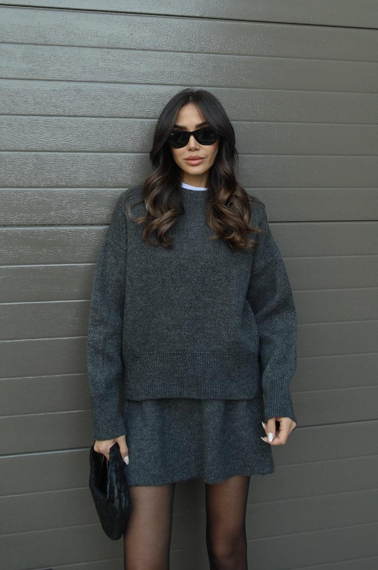 Drune | teilige Strickset - Damenpullover und Rock mit lässiger Passform
