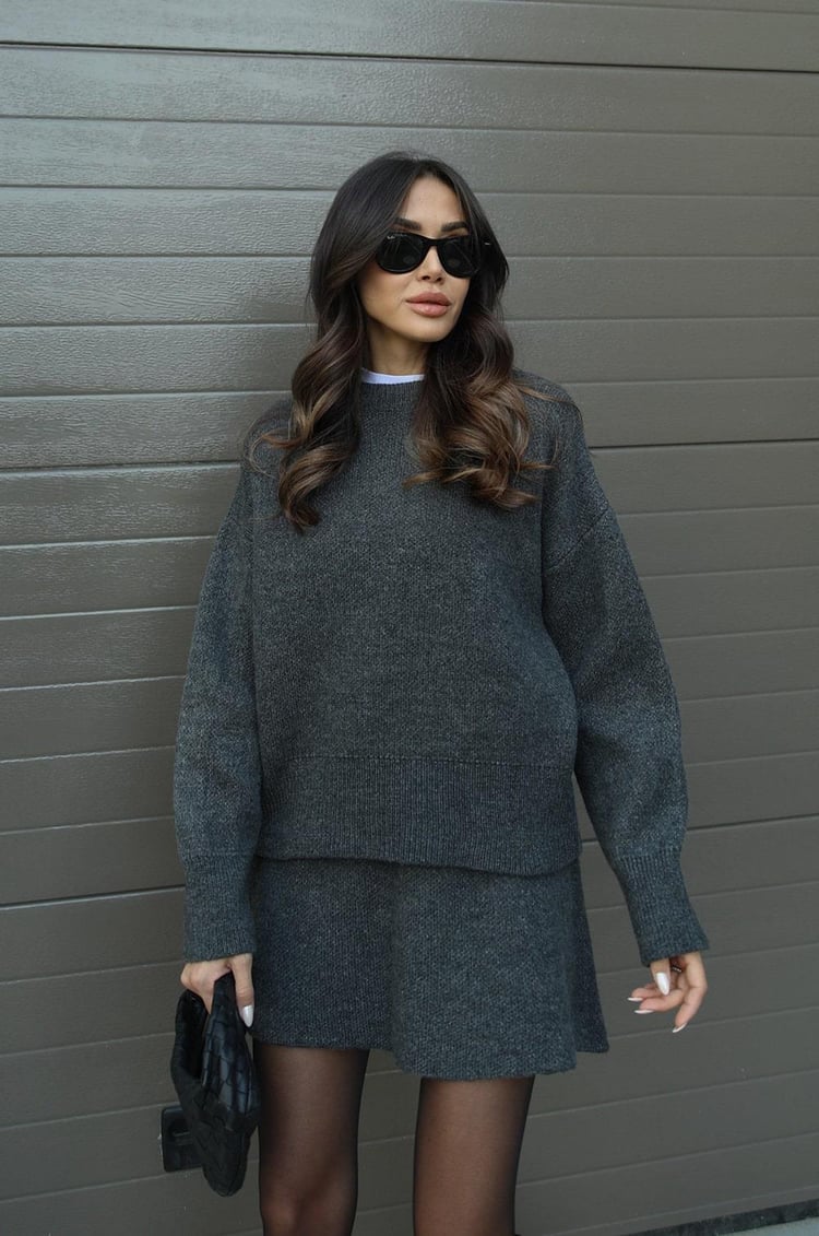 Drune | teilige Strickset - Damenpullover und Rock mit lässiger Passform