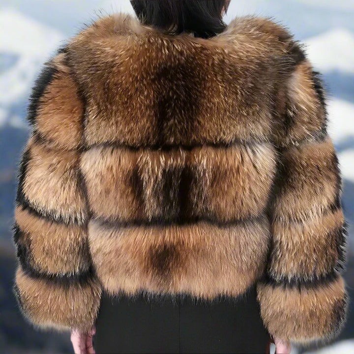 Drune | Dicke kurze Felljacke für Frauen