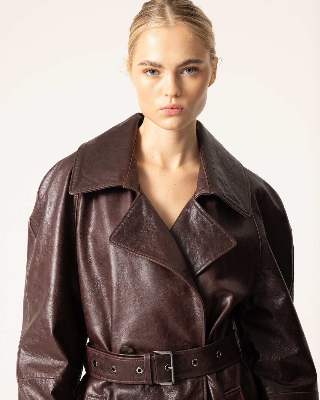Drune | Leder Trenchcoat - Damen mit Gürtel