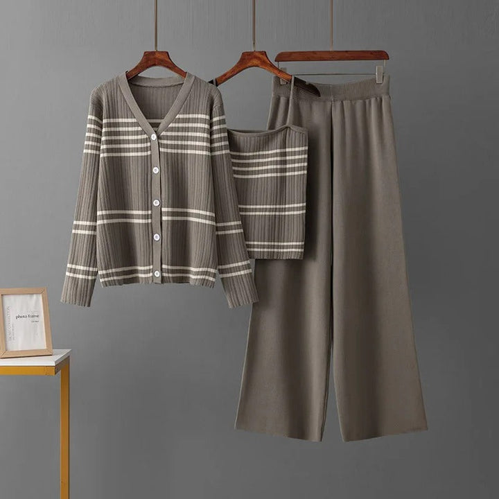 Drune | Bequemes Strickset Mit Streifen