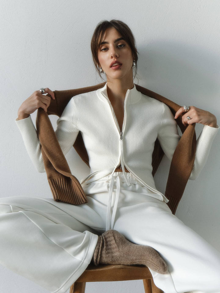 Drune | Cozy ribbed knit sweater with high zip detail